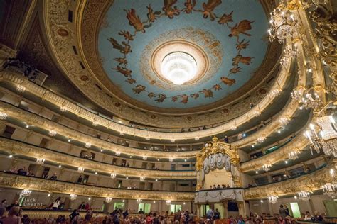 Nhà hát Mariinsky – Cung điện của Âm nhạc và Lịch Sử!