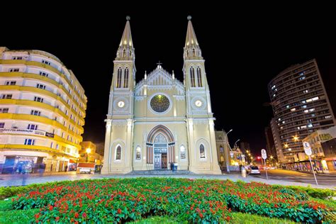 Catedral Metropolitana de Curitiba: Kiệt tác kiến trúc Gothic với vẻ đẹp bí ẩn và trang nghiêm!